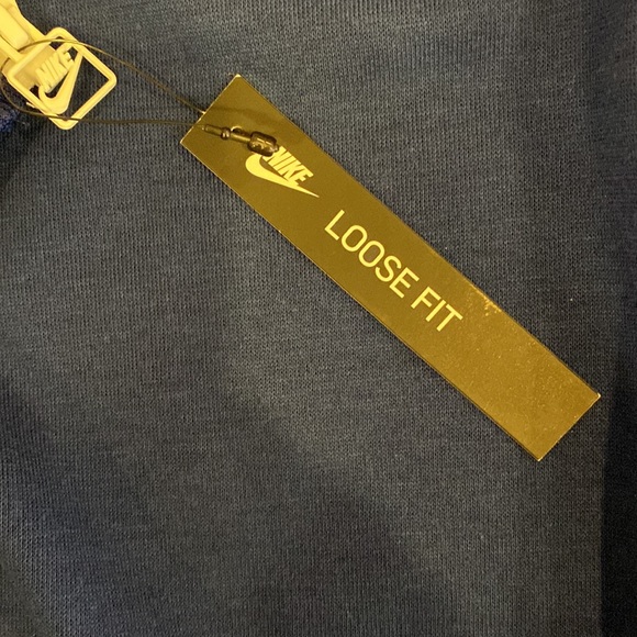 Nike Jacket - Picture 10 of 12